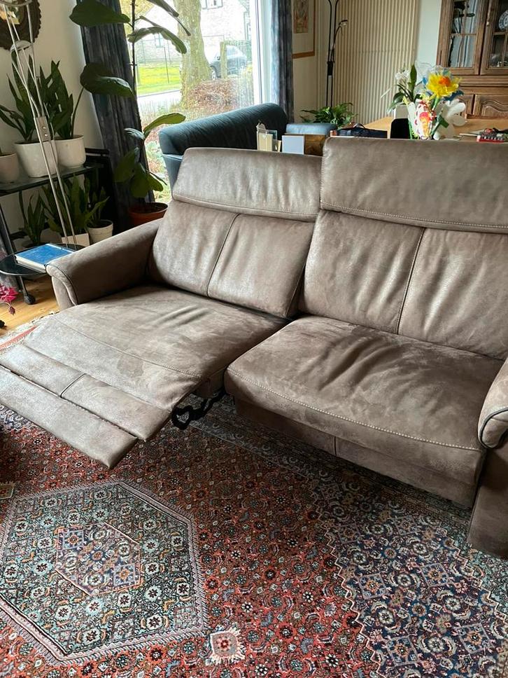 Lederen Relaxbank - Comfortabel en Stijlvol nu, Huis en Inrichting, Zetels | Zetels en Chaises Longues, Gebruikt, Tweepersoons