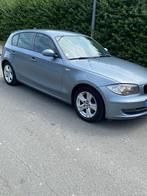 BMW 118 i 2.0L 09/2007 AIRCO VELGEN 2 sleutels, Auto's, BMW, 1995 cc, Zwart, 4 cilinders, Blauw