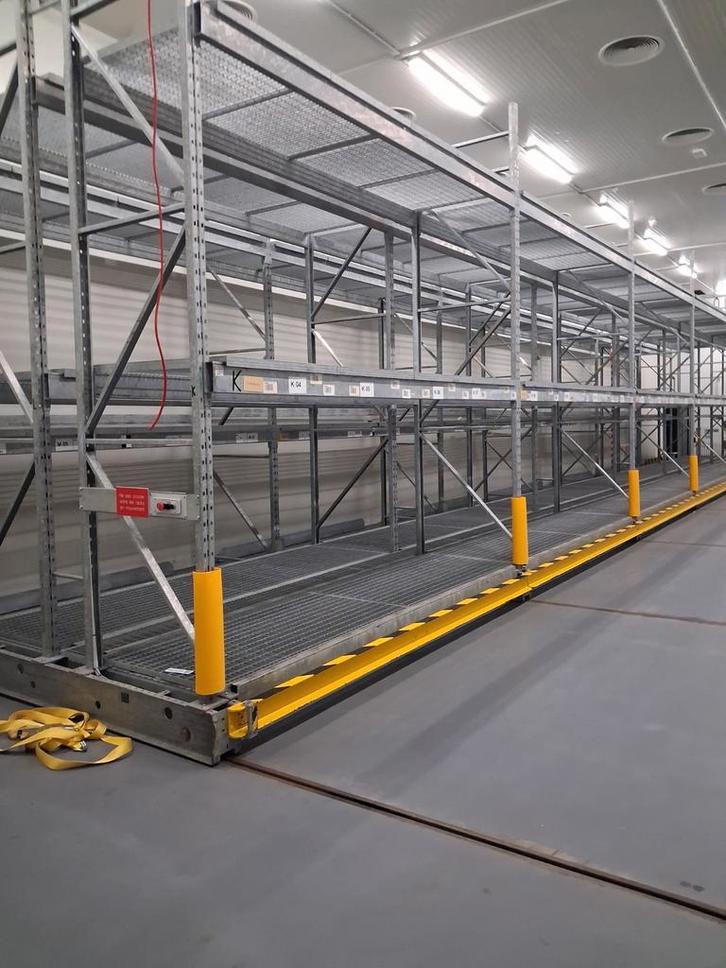 RACK DE STOCKAGE
INDUSTRIEL - À VENDRE, Articles professionnels, Aménagement de Bureau & Magasin | Entrepôt, Rayonnage & Stockage