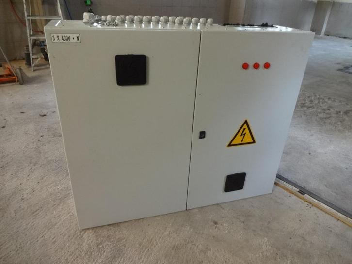 elektriciteitskast schakelkast, Doe-het-zelf en Bouw, Elektriciteit en Kabels, Gebruikt, Overige typen, Ophalen