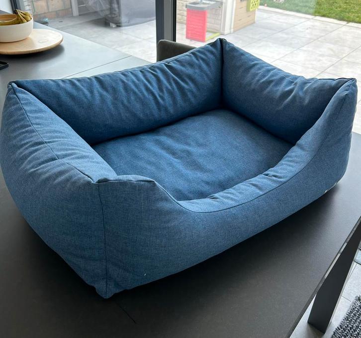 Jack and vanilla waterproof sofa M blauw, Dieren en Toebehoren, Hondenmanden, Zo goed als nieuw, Ophalen