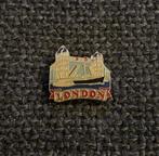 PIN - LONDON - LONDEN - LONDRES - ENGELAND - ENGLAND, Collections, Envoi, Utilisé, Ville ou Campagne, Insigne ou Pin's