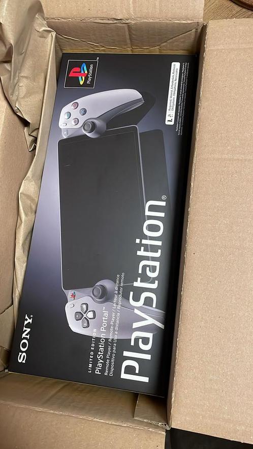 PlayStation Portal Remote Player Limited Edition – Nieuw/New, Games en Spelcomputers, Games | Sony PlayStation Portable, Nieuw
