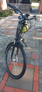Fiets met elektrische ondersteuning woon werk verkeer, Zo goed als nieuw, 50 km per accu of meer, 55 tot 59 cm, Ophalen