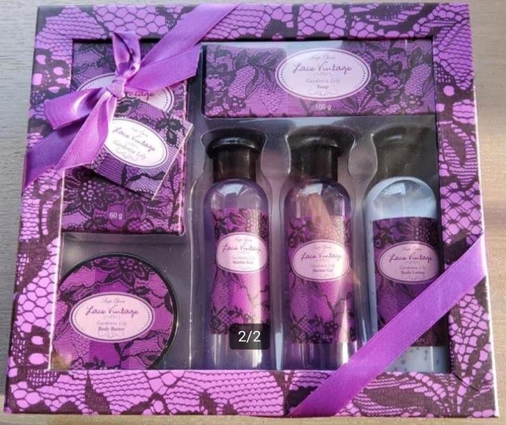 Wellness cadeau set Lace Vintage, Handtassen en Accessoires, Uiterlijk | Lichaamsverzorging, Nieuw, Bad & Douche, Ophalen of Verzenden