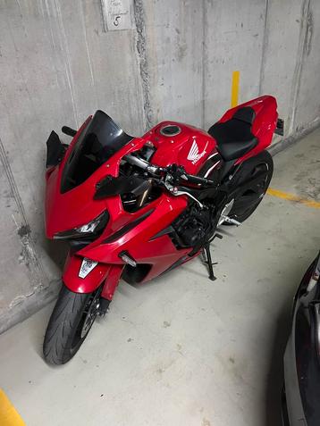 Honda CBR650R beschikbaar voor biedingen