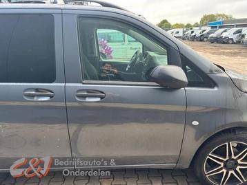 Portier 2Deurs rechts van een Mercedes Vito (7368) beschikbaar voor biedingen