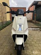 Lifan scooter, Fietsen en Brommers, Ophalen of Verzenden, Zo goed als nieuw