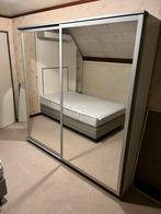 Armoire blanche avec portes coulissantes et miroir, Maison & Meubles, Neuf, 25 à 50 cm, 200 cm ou plus, Enlèvement