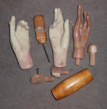 Lotje onderdelen van vintage etalagepoppen / mannequins beschikbaar voor biedingen