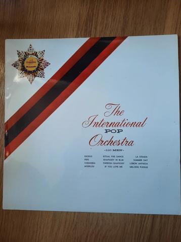 Het International Pop Orchestra - 110 mannen beschikbaar voor biedingen