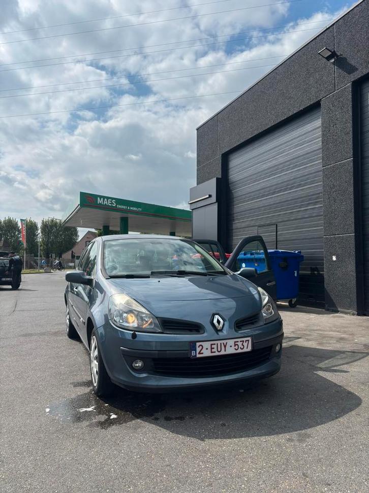 Renault Clio 2009 | Goed rijdende wagen | Bluetooth |, Auto's, Renault, Particulier, Clio, Airbags, Android Auto, Bluetooth, Elektrische buitenspiegels