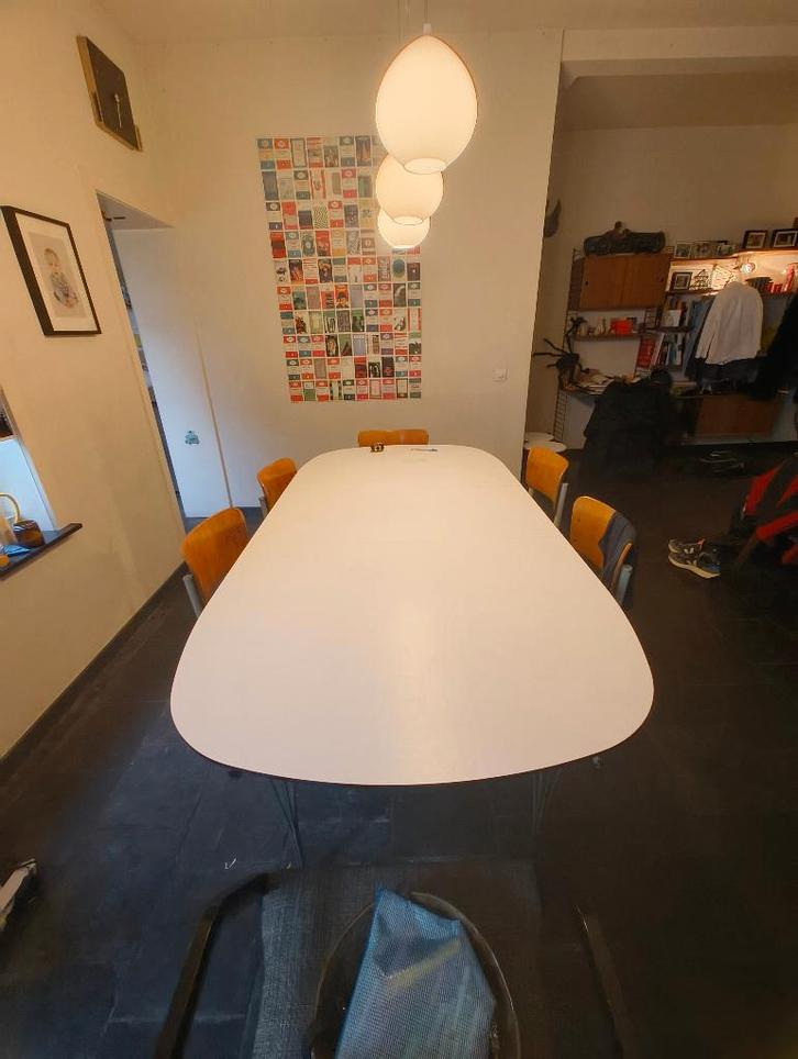 Zeer nette eettafel te koop, aanpasbaar in lengte, Huis en Inrichting, Tafels | Eettafels, Gebruikt, 50 tot 100 cm, 150 tot 200 cm