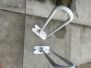 Toiletbeugel opklapbaar 76 cm, Wit 2 stuks beschikbaar voor biedingen