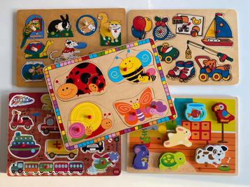 Lot van 5 houten steekpuzzels beschikbaar voor biedingen