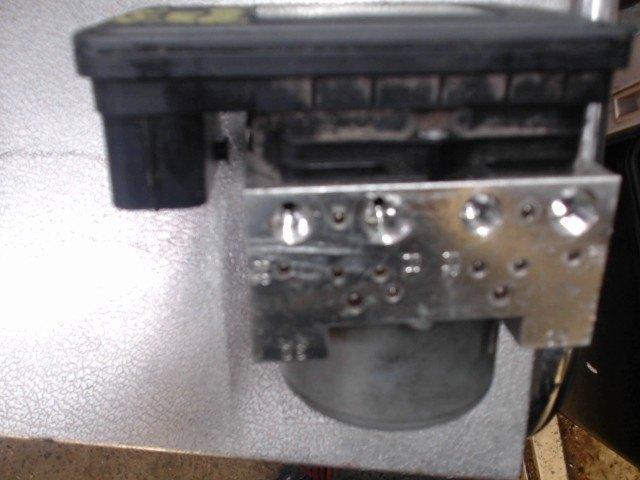 Bloc ABS Land Rover 2.2TD4 110kw 2011-2015 LP/15172, Autos : Pièces & Accessoires, Freins & Transmission, Rover, Utilisé, Enlèvement ou Envoi