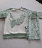 Hema 122-128 Winterpyjama wit - Luiaard   € 7, Enfants & Bébés, Vêtements enfant | Taille 122, Enlèvement ou Envoi, Comme neuf