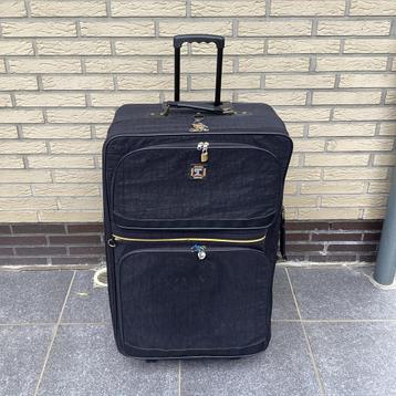 Grote transit valies beschikbaar voor biedingen