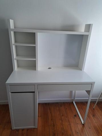 Bureau Mickey Ikea beschikbaar voor biedingen