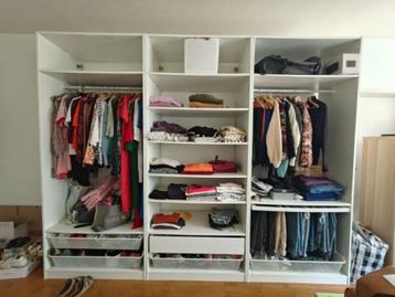 Dressing PAX beschikbaar voor biedingen
