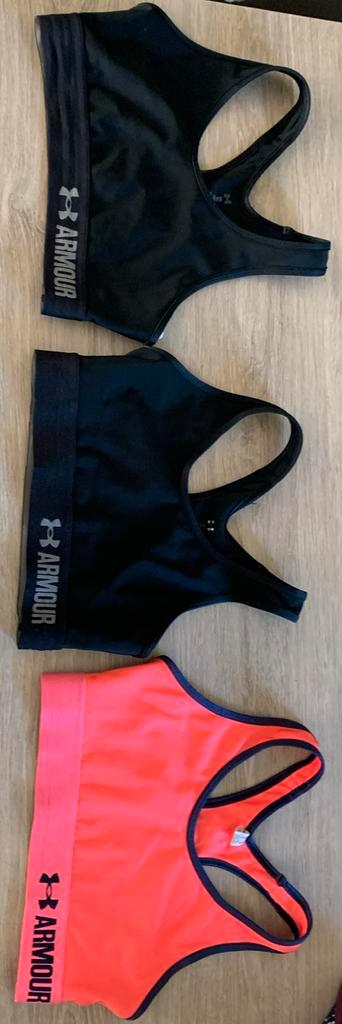 3 tops under armour maat xs beschikbaar voor biedingen