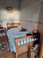 Lit et table de chevet pour enfants, Enlèvement, Utilisé