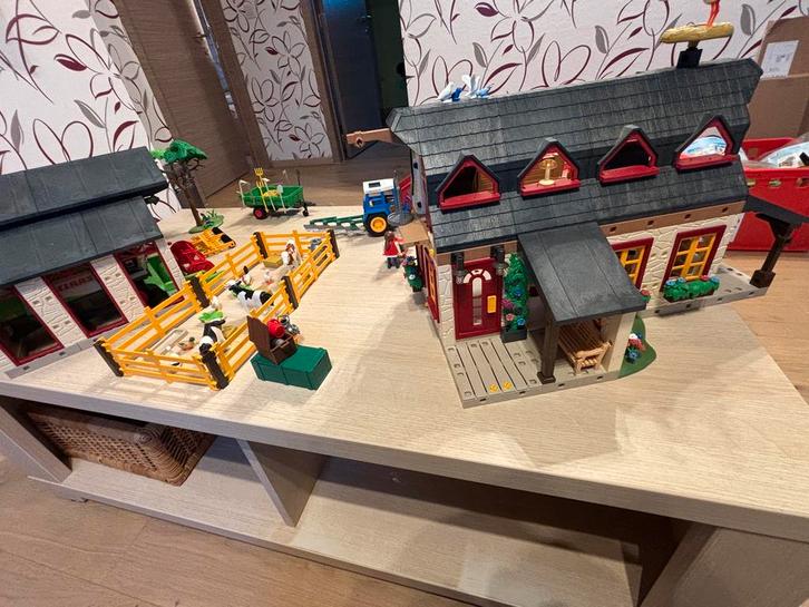 Playmobil 4055 - mega boerderij set, Kinderen en Baby's, Speelgoed | Playmobil, Zo goed als nieuw, Ophalen of Verzenden