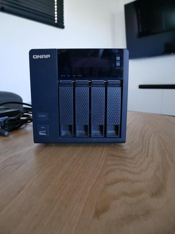 NAS QNAP TS-419P II 8TB, Enlèvement, Utilisé