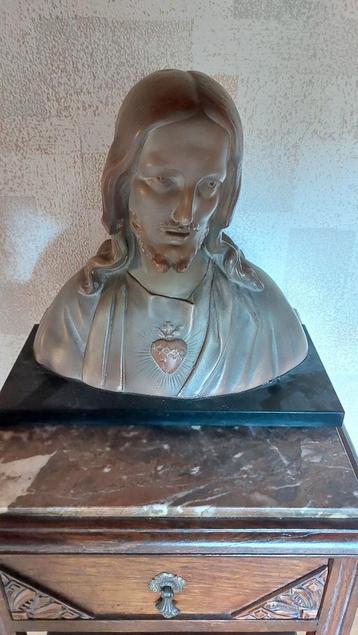 Jezus Christus  beschikbaar voor biedingen
