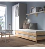 Een Bed met 2 matrassen kan als twee bedden gebruikt worden, Huis en Inrichting, Ophalen, Zo goed als nieuw, Tweepersoons, Hout