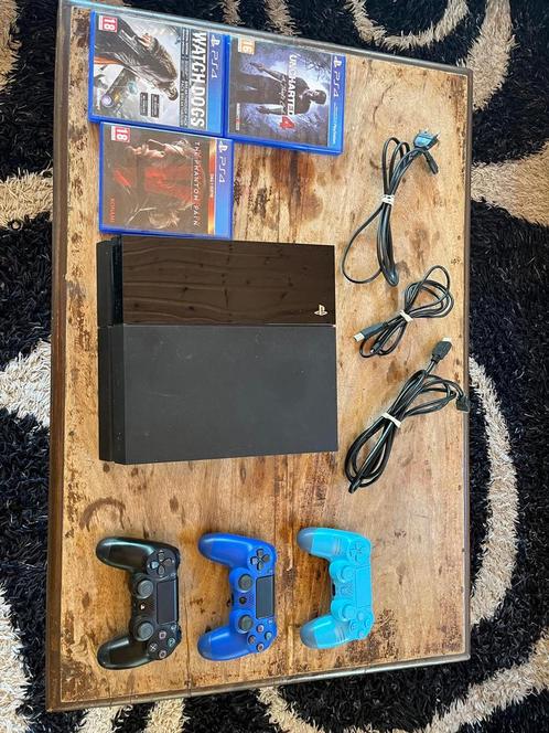 PlayStation 4 500 gb | 3 games | 3 controllers | alle kabels, Games en Spelcomputers, Games | Sony PlayStation 4, Zo goed als nieuw