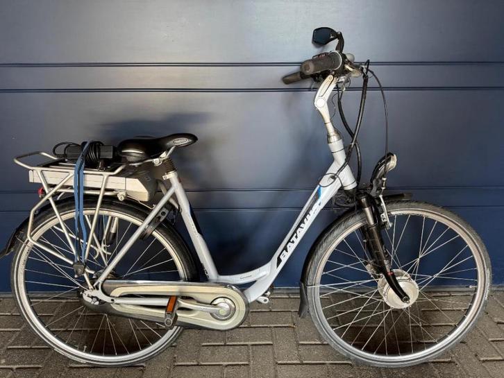 Batavus elektrische fiets, in goede en nette staat ., Fietsen en Brommers, Fietsen | Dames | Damesfietsen, Gebruikt, Batavus, Versnellingen