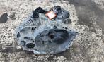VERSNELLINGSBAK Volvo V60 I (FW / GW) (HU1R7002GEB), Gebruikt, Volvo