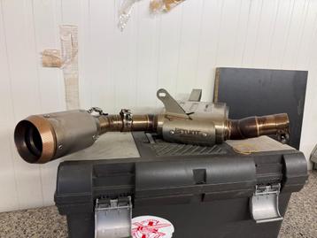 benelli leoncino 500 uitlaat stunt beschikbaar voor biedingen