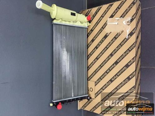 Radiateur Fiat punto 2003-.. met een 1,2-1,4 benzine  motor, Auto-onderdelen, Motor en Toebehoren, Fiat, Nieuw, Ophalen of Verzenden