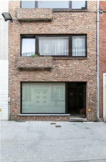 centrum Kortrijk - te huur  beschikbaar voor biedingen