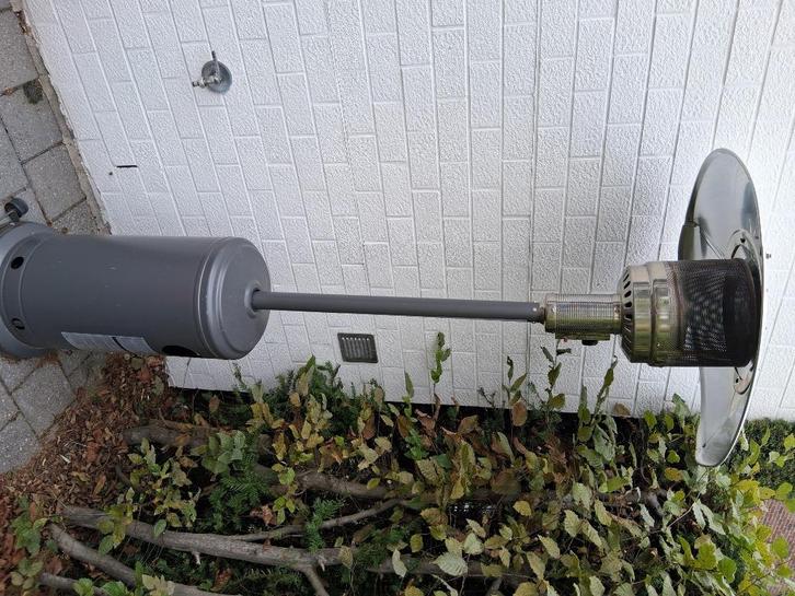 Terrasverwarmer op gas, Tuin en Terras, Terrasverwarmers, Gebruikt, Gas, Vloer, Waterbestendig, Ophalen