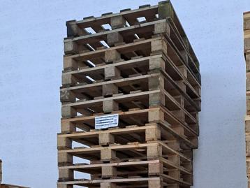 Palette 120 x 90 demi-lourde beschikbaar voor biedingen