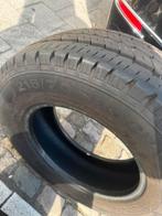 Continental VancoCamper banden 215/70 R15, Ophalen of Verzenden, Zo goed als nieuw
