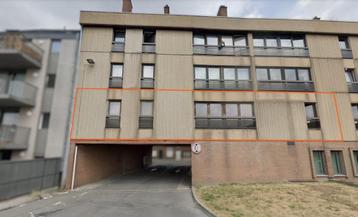 Appartement 2 chambres à rafraîchir avec cave, 16193 kWh/an, Mouscron, 84 m², 192 kWh/m²/an
