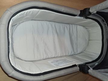 Wieg, Kinderen en Baby's, Babywiegjes en Ledikanten, Ophalen of Verzenden, Zo goed als nieuw, Wieg