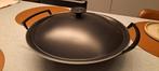 Le Creuset Gietijzeren wok in Mat Zwart, Ophalen, Wok