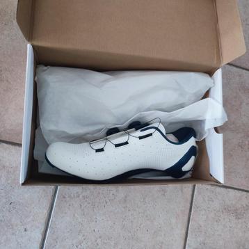 Koers schoenen Nieuw  beschikbaar voor biedingen