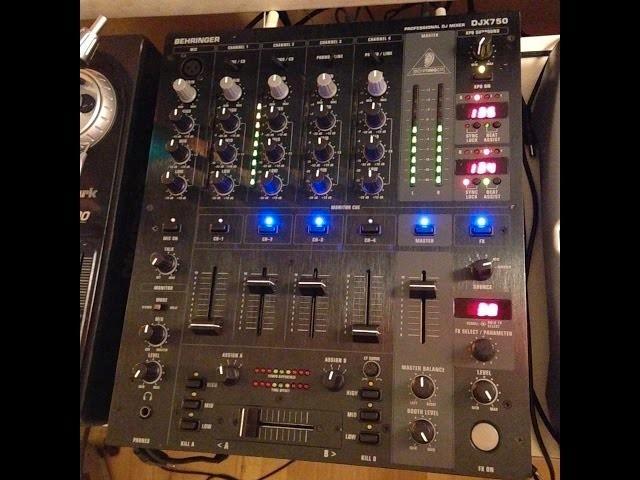 Behringer mengpaneel DJ, Muziek en Instrumenten, Dj-sets en Draaitafels, Zo goed als nieuw, Behringer, Ophalen of Verzenden