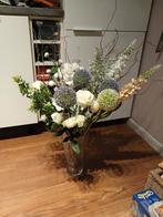 Vase + une vingtaine de jolies fleurs artificielles, Huis en Inrichting, Woonaccessoires | Droogbloemen, Ophalen, Zo goed als nieuw