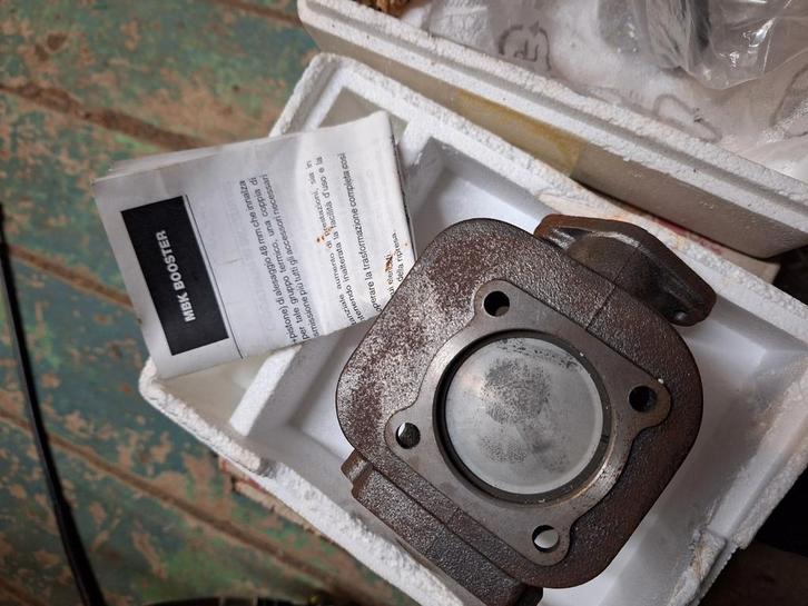 Mbk booster cilinderkit + vertandingsset oud model, Fietsen en Brommers, Brommeronderdelen | Scooters, Nieuw, Cilinder, Ophalen of Verzenden