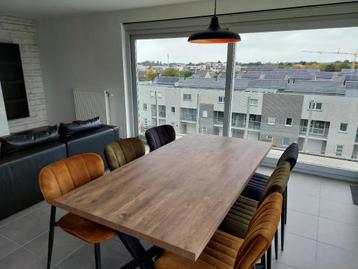 Eettafel 190x95 cm beschikbaar voor biedingen
