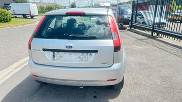 Ford fiesta 1.3i* 2005* Eu4*Accés lez*feuille Rose beschikbaar voor biedingen