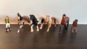 Schleich paarden met toebehoren beschikbaar voor biedingen