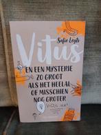 Vitus en een mysterie zo groot als het heelal of misschien, Ophalen of Verzenden, Zo goed als nieuw, Sofie Leyts, Fictie